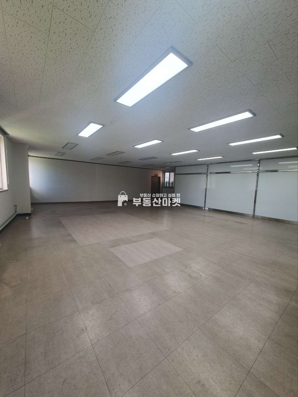 전남광주 북구 양산동 양산동 대로변 ㅣ 주정차 편리 ㅣ 사무실 월세 매물번호 16081 사진 1