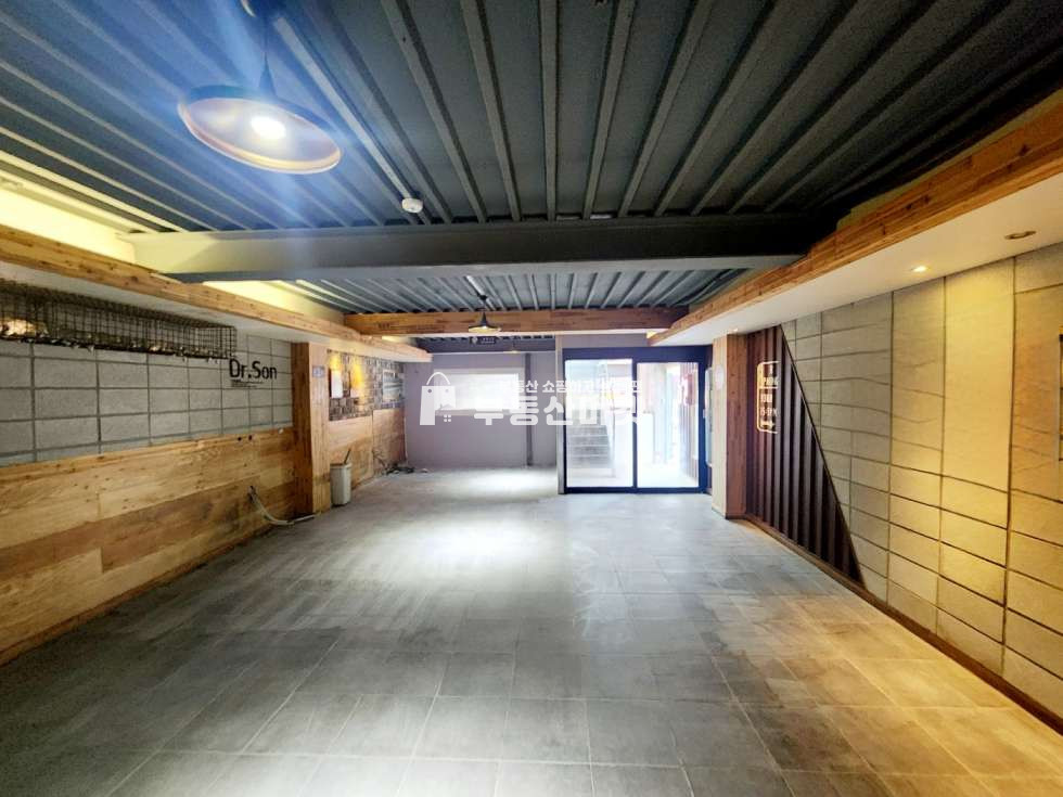 전남광주 북구 용봉동 용봉동 대학가상권 메인대로변 리모델링 첫입주 1+2층상가 월세 매물번호 14753 사진 3