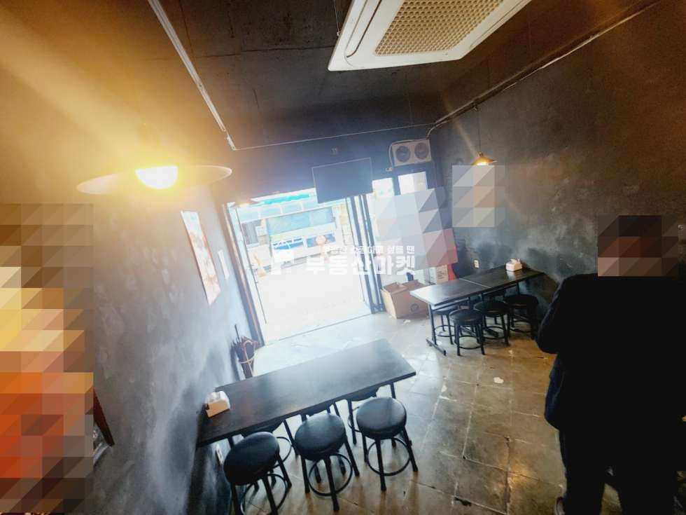 전남광주 서구 금호동 메인먹자상권/광고효과 좋음/유동인구 많음/현 성업중 월세 매물번호 12750 사진 1