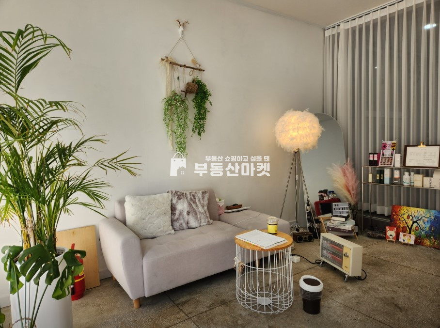 전남광주 서구 쌍촌동 운천역 원룸 밀집지역 / 현 속눈썹 증모 연장/ 피부 뷰티 사무실 추천 월세 매물번호 16706 사진 1