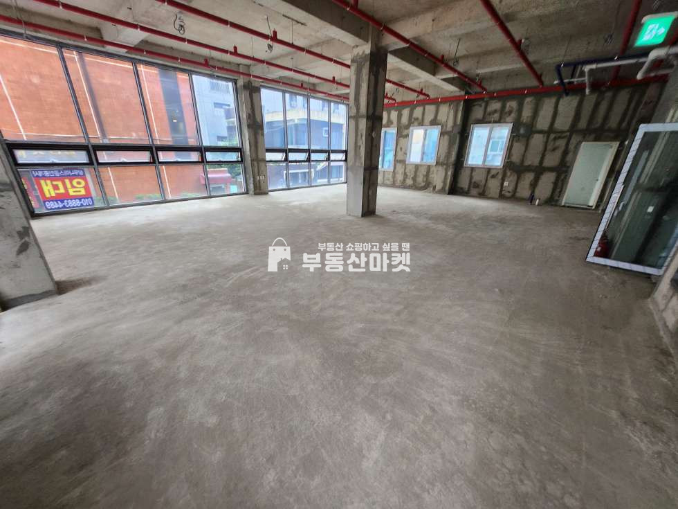 전남광주 서구 쌍촌동 대로변 상권/ 분할가/ 신축 / 무권리공실/즉시입주 가능 월세 매물번호 17414 사진 1
