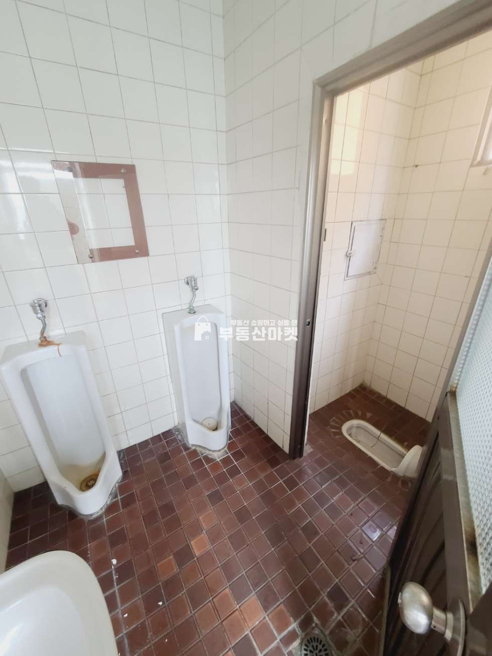 전남광주 북구 두암동 두암동/ 초등학교 교원밀집지역 / 시권없음/ 코너건물 가시홍보효과 / 사무실,학원 추천!!<모든업종가> 월세 매물번호 13858 사진 5