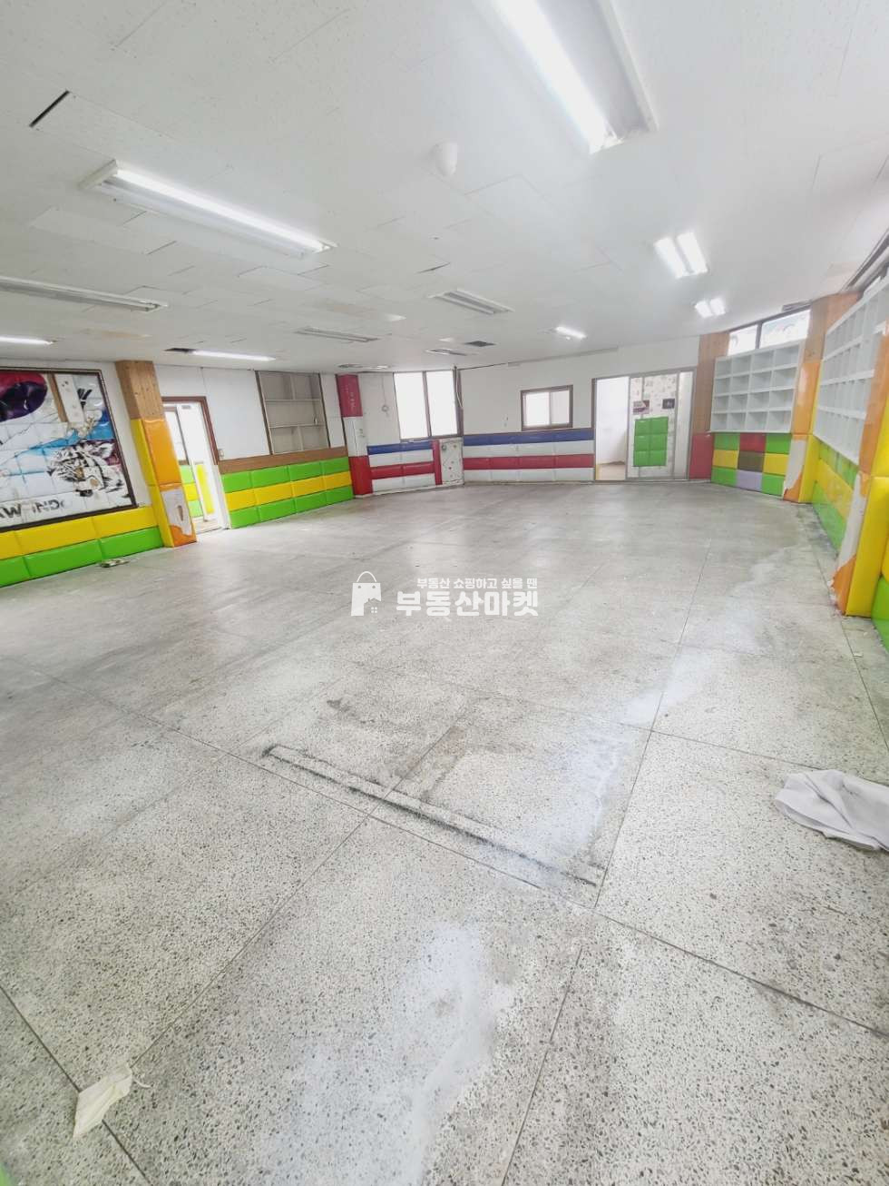 전남광주 북구 두암동 두암동/ 초등학교 교원밀집지역 / 시권없음/ 코너건물 가시홍보효과 / 사무실,학원 추천!!<모든업종가> 월세 매물번호 13858 사진 6