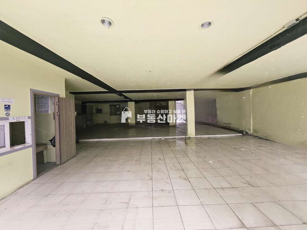 전남광주 북구 용봉동 대학가메인상권 무권리 1층상가 월세 매물번호 17705 사진 1