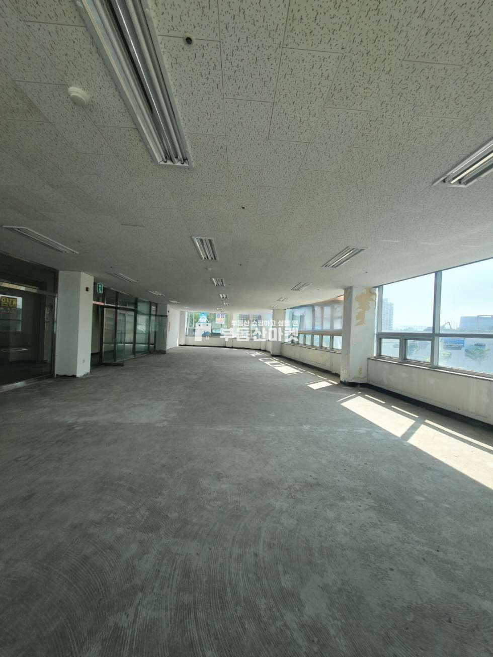 전남광주 광산구 신창동 신창동 호반아파트, 남양아파트 인근 대로변 코너 2층 상가 임대 월세 매물번호 17626 사진 4