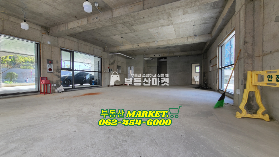 전남광주 서구 마륵동 상무한신, SK뷰 아파트 인근ㅣ25년 신축 상가임대ㅣ1층 공실상가 월세 매물번호 17795 사진 2