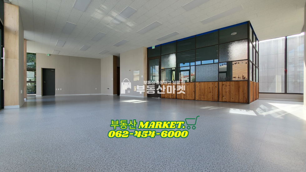 전남광주 서구 치평동 상무 SK뷰 아파트 인근ㅣ삼거리 코너 상가ㅣ리모델링된 3층 상가임대 월세 매물번호 17791 사진 2