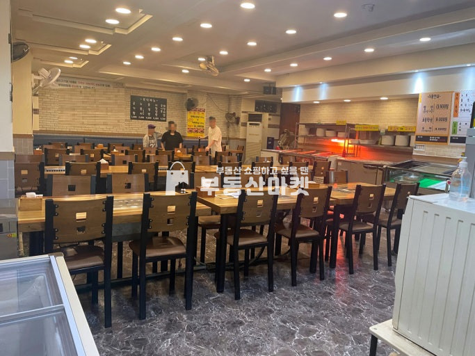 전남광주 북구 용봉동 용봉동 기존음식점! 현재공실! 기본인테리어완비!! 건물전체사용! <매매가> 월세 매물번호 17542 사진 2