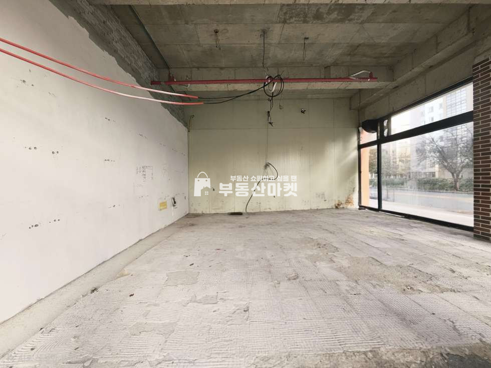 전남광주 광산구 장덕동 장덕동ㅣ대단지주거밀집ㅣ프랜차이즈밀집ㅣ광고효과최상ㅣ즉시입주ㅣ상권최상ㅣ 월세 매물번호 18138 사진 2