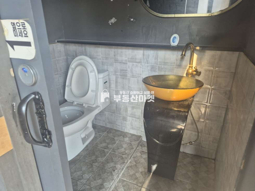 전남광주 남구 양림동 양림오거리 1~2층 전체 사용 내부 남여 화장실 협의가!! 월세 매물번호 18282 사진 4