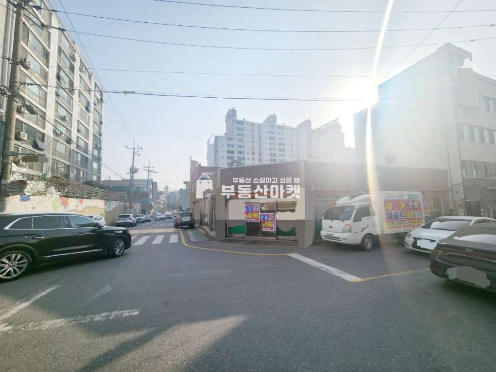 전남광주 북구 용봉동 용봉동 대단지주거 밀집지역 무권리 1층상가 월세 매물번호 11984 사진 1