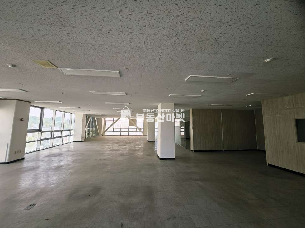 전남광주 서구 치평동 치평동ㅣ오피스 & 병의원밀집ㅣ상권최상ㅣ시비권 없음ㅣ즉시입주가능ㅣ접근성최상 월세 매물번호 18349 사진 3