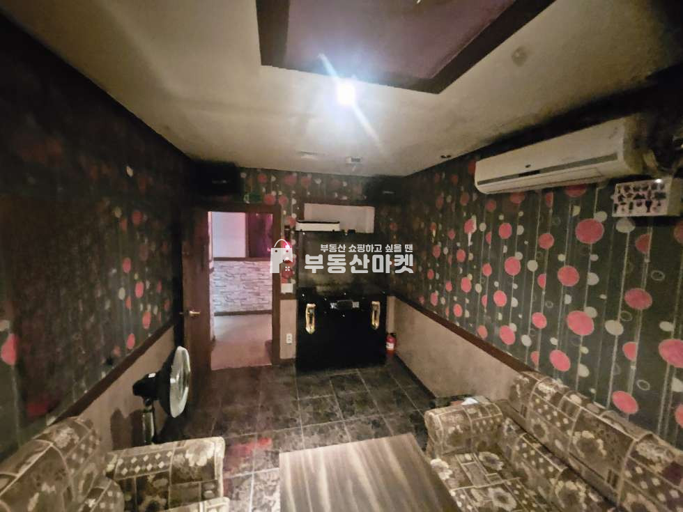 전남광주 북구 용봉동 전철우사거리 먹자메인상권 인근ㅣ즉시입주가능ㅣ접근성최상ㅣ오피스밀집 월세 매물번호 18344 사진 2