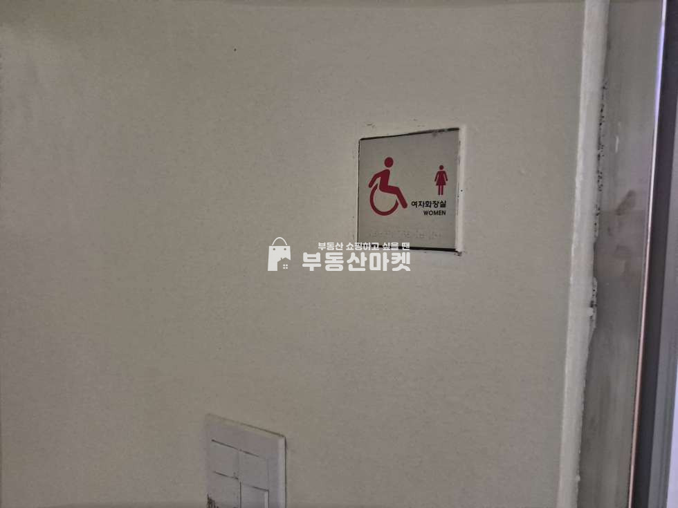 전남광주 남구 월산동 주차편리 대형평수 상가 사무실 임대!! 월세 매물번호 17823 사진 9
