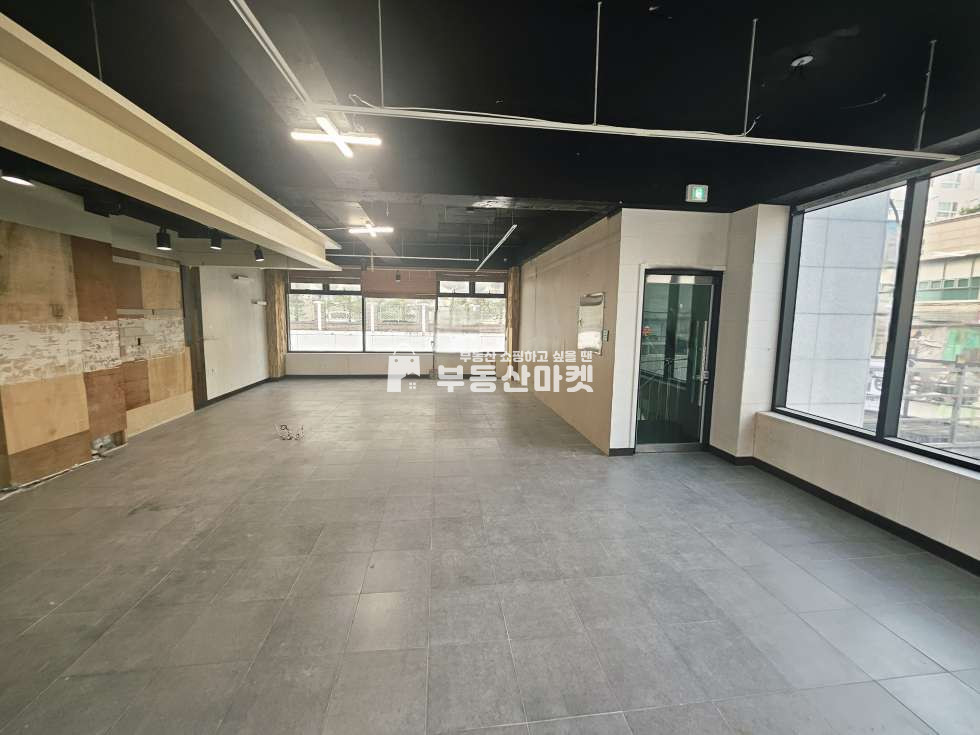 전남광주 북구 운암동 운암동ㅣ먹자메인거리인근 & 편의시설밀집ㅣ상권최상ㅣ즉시입주가능 월세 매물번호 18409 사진 4