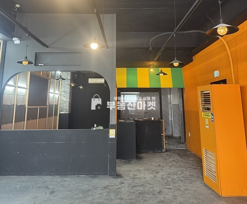 전남광주 북구 용봉동 용봉동 먹자상권내 기본시설완비! 무권리 즉시입점가 월세 매물번호 14263 사진 2