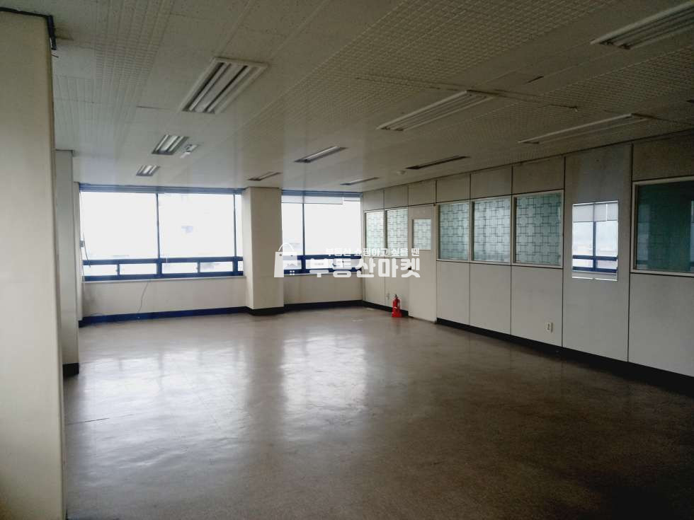 전남광주 남구 백운동 8차선 대남대로변 코너건물 4층 대형 상가 사무실 임대!! 월세 매물번호 18476 사진 1