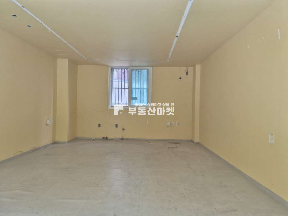 전남광주 남구 진월동 진월동 도로변 주정차 편리한 1층 상가 임대!! 월세 매물번호 18217 사진 1