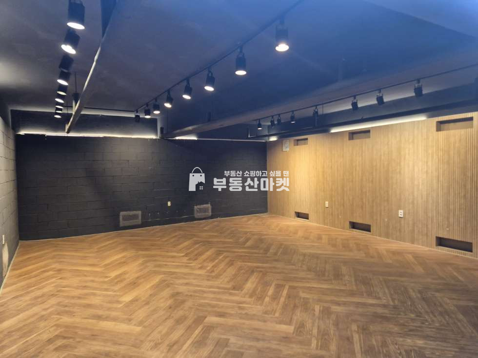 전남광주 서구 금호동 지하층 내부인테리어 완비 ㅣ 공방 연습실 작업실 사무실 추천!! ㅣ 시비권없이 즉시입점가!! 월세 매물번호 18480 사진 2