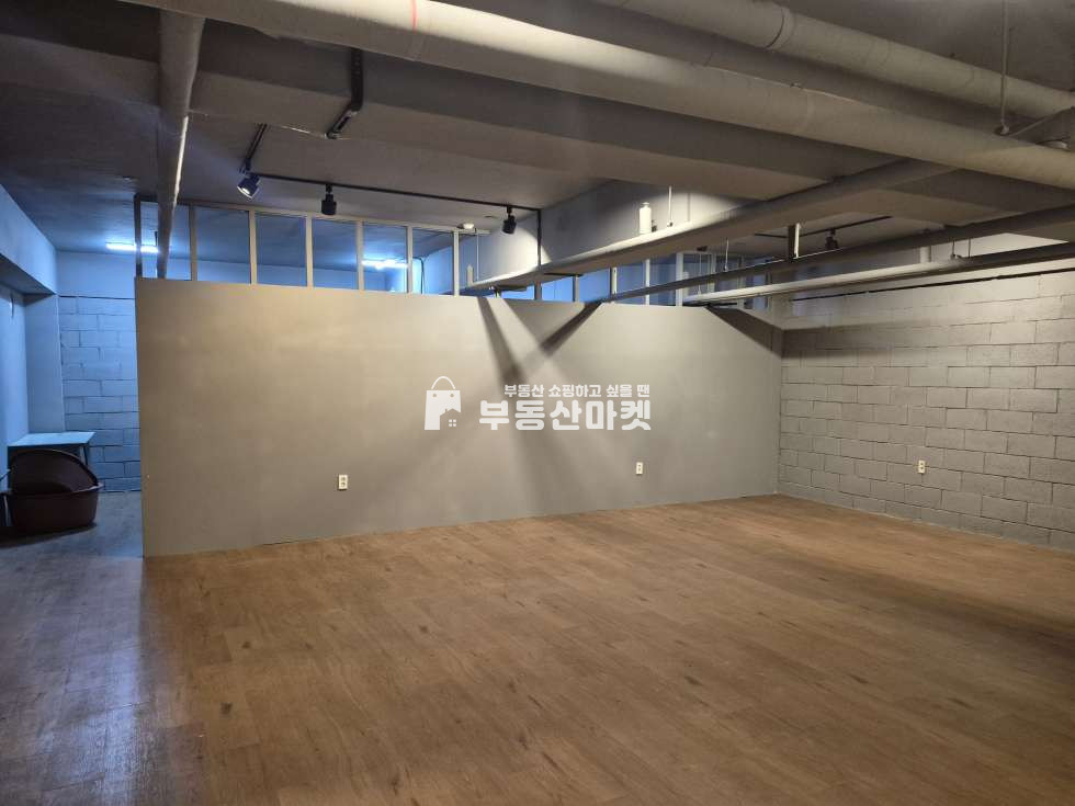 전남광주 서구 금호동 지하층 내부인테리어 완비 ㅣ 공방 연습실 작업실 사무실 추천!! ㅣ 시비권없이 즉시입점가!! 월세 매물번호 18480 사진 3