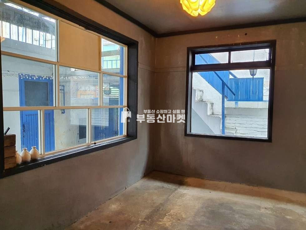 전남광주 북구 중흥동 전대후문 빈티지 주택 상가 ㅣ 단독사용 마당 테라스 (커피,이자까야,음식,주점,공방,스튜디오 추천) 월세 매물번호 10036 사진 4