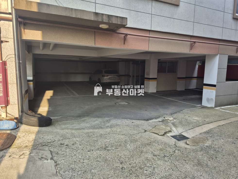 전남광주 서구 농성동 상공회의소 옆 대로변 코너 이동차량 최다 1층 상가 임대!! 월세 매물번호 17849 사진 9