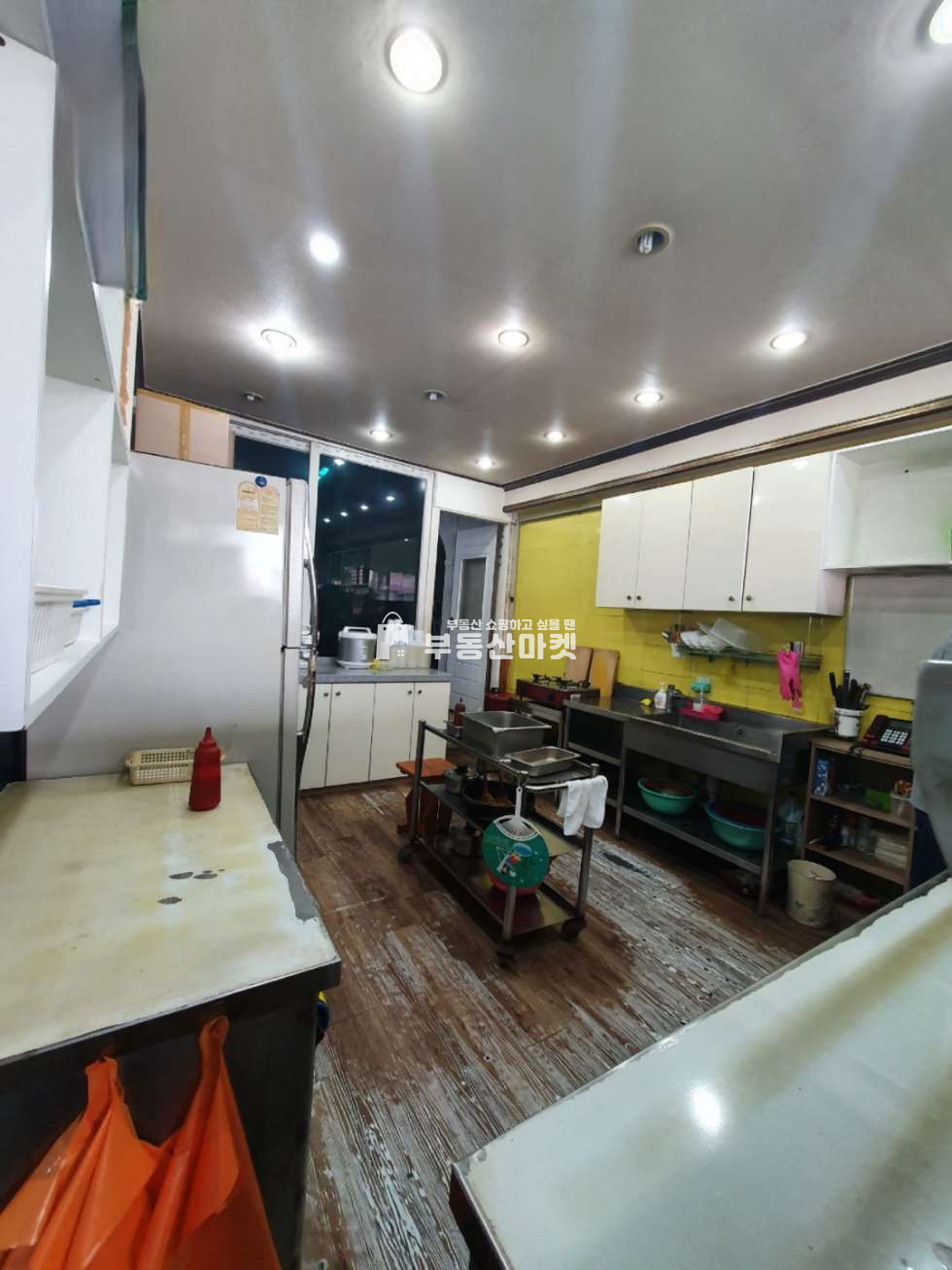 전남광주 북구 양산동 양산동 대로변 1층 성업중인 프랜차이즈 그대로 승계 하실 분 월세 매물번호 11075 사진 2